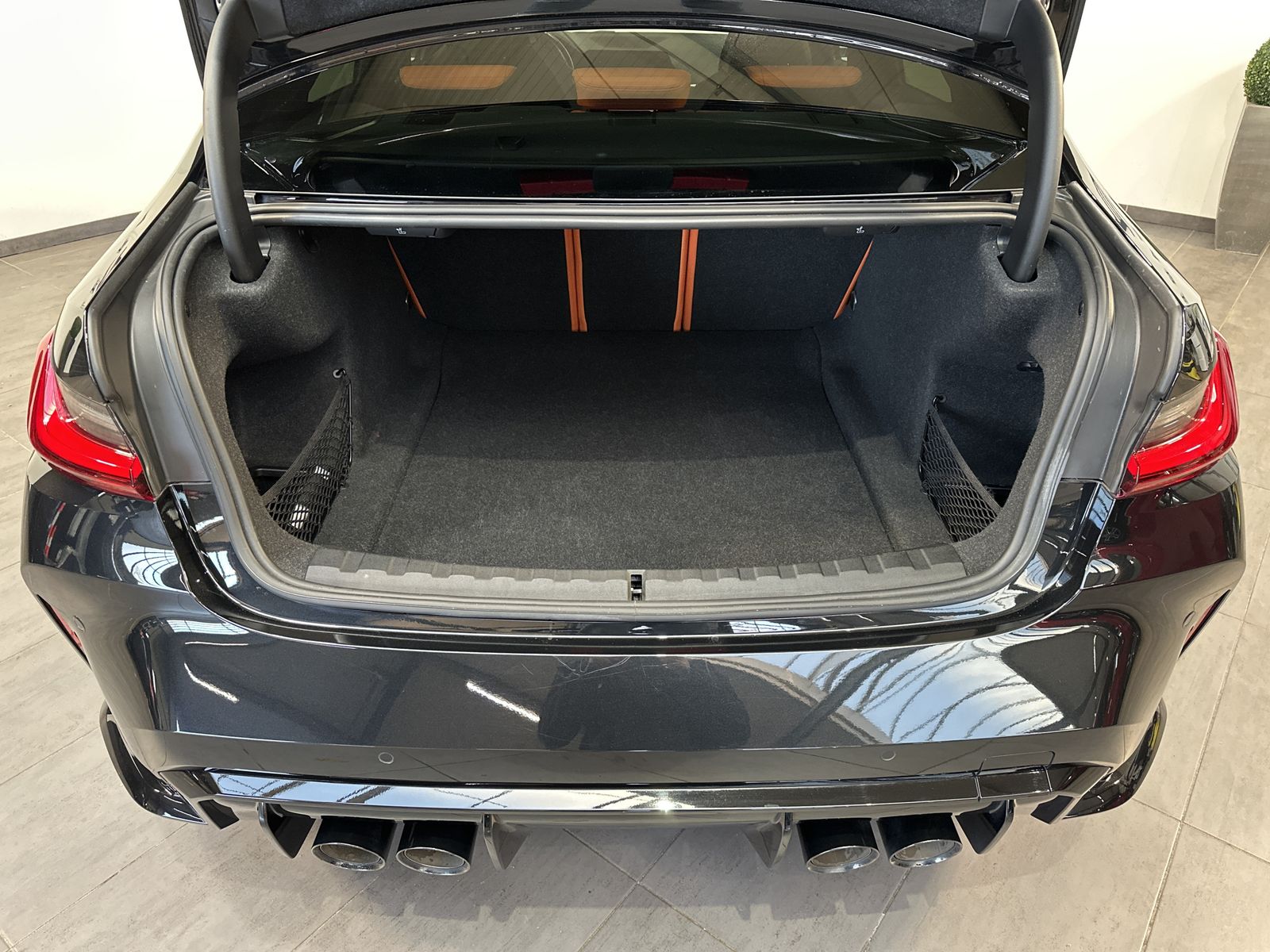 Fahrzeugabbildung BMW M3 Competition NAV+LASER+HEAD-UP+H&K+360°+19/20