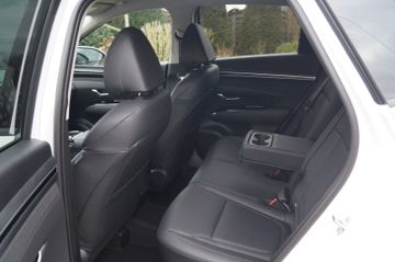 Hyundai Tucson 1.6 T-GDI 48V DCT Leder-Navi-LED-Alu18-
