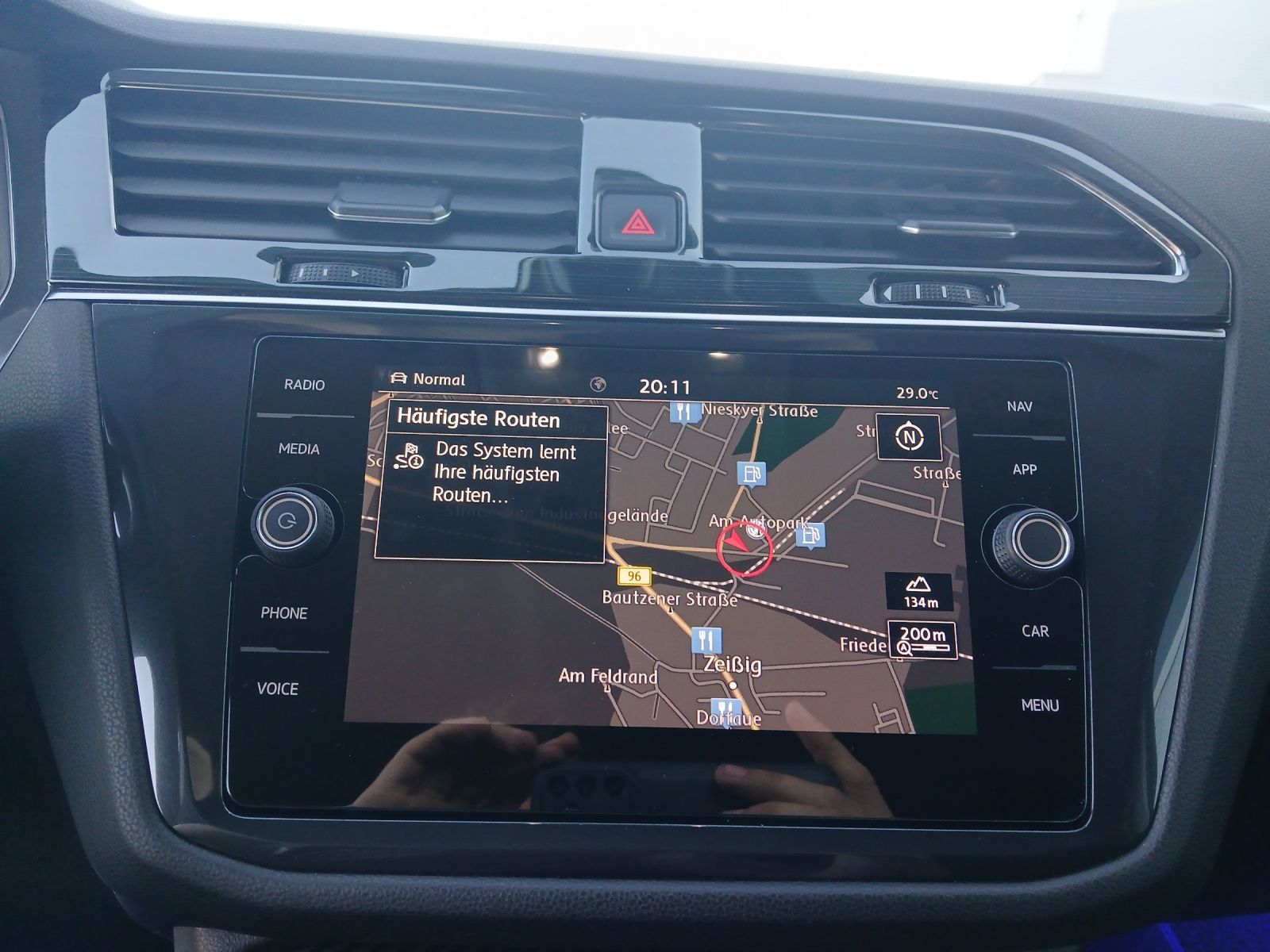 Fahrzeugabbildung Volkswagen Tiguan Allspace TDI Highline DSG 4M R-Line LED A