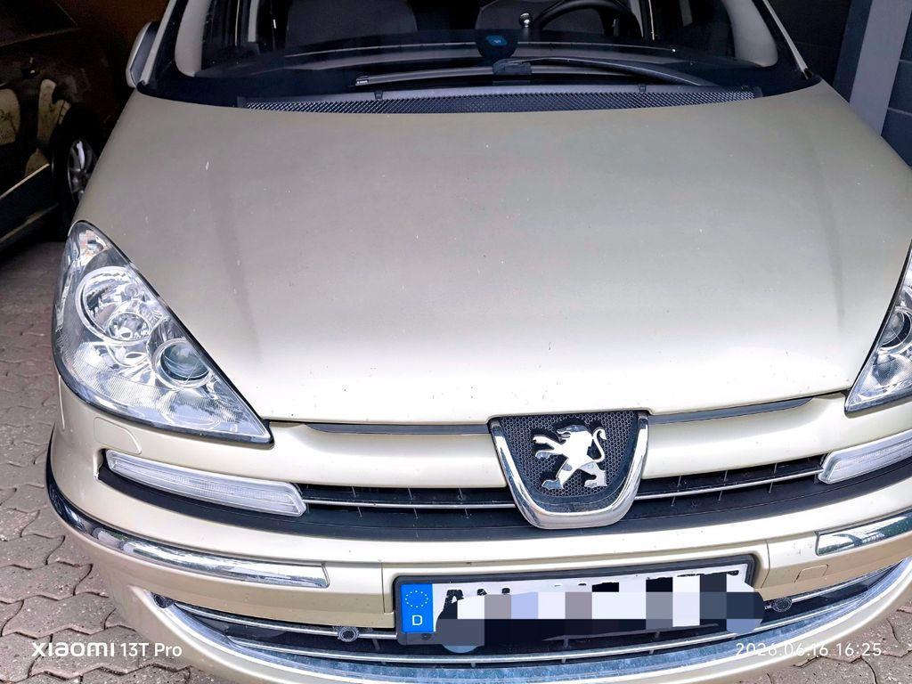 Peugeot 807