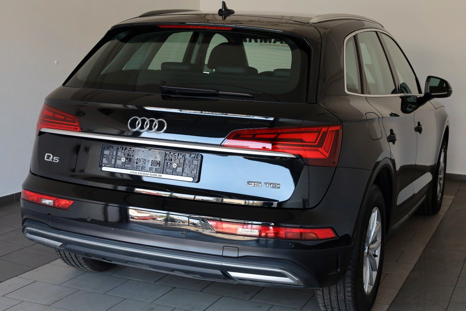 Fahrzeugabbildung Audi Q5 35 TDI, Leder, Navi, LED, SH
