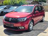 Dacia Logan MCV II Kombi Laureate*AHK*KAMERA*NAVI - Dacia Logan: Ii