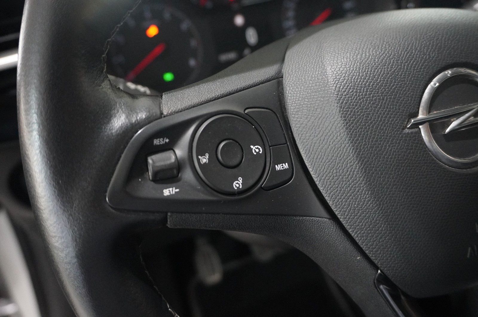 Fahrzeugabbildung Opel Corsa F 1.2 ELEGANCE NAVI/LED/TEMP./SPORT/DAB+