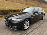 BMW 525d/Luxury/Leder/Head Up/Kamera/Spurhalte/4xSHZ - BMW 5er Reihe Gebrauchtwagen in Stuttgart