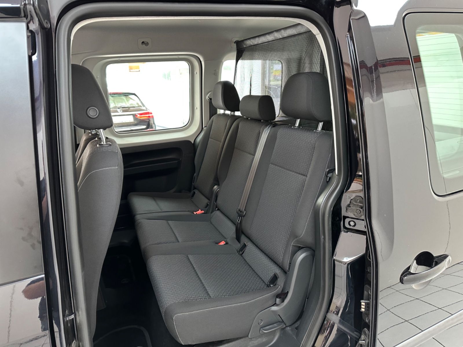 Fahrzeugabbildung Volkswagen Caddy PKW Trendline BMT 4Motion*Navi*Klima*