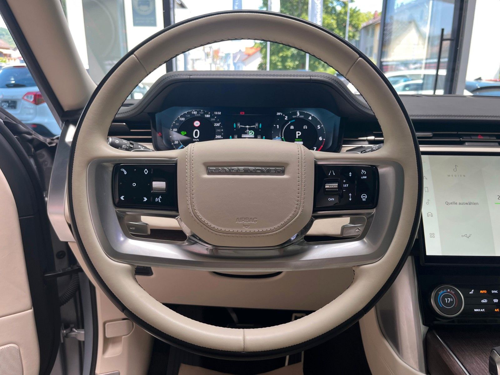 Fahrzeugabbildung Land Rover Range Rover Autobiography P510e*Garantie 05/2028
