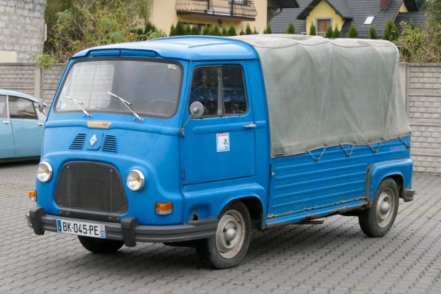 Renault R 21 ESTAFETTE 1000 / OLDTIMER