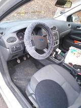 Ford Focus Bj  2007 Diesel AHK - Ford Focus aus 2007: Kombi