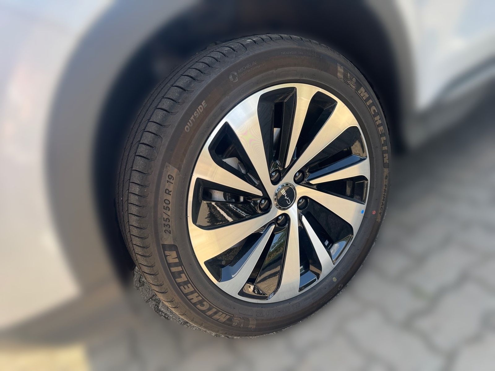 BYD SEAL U
