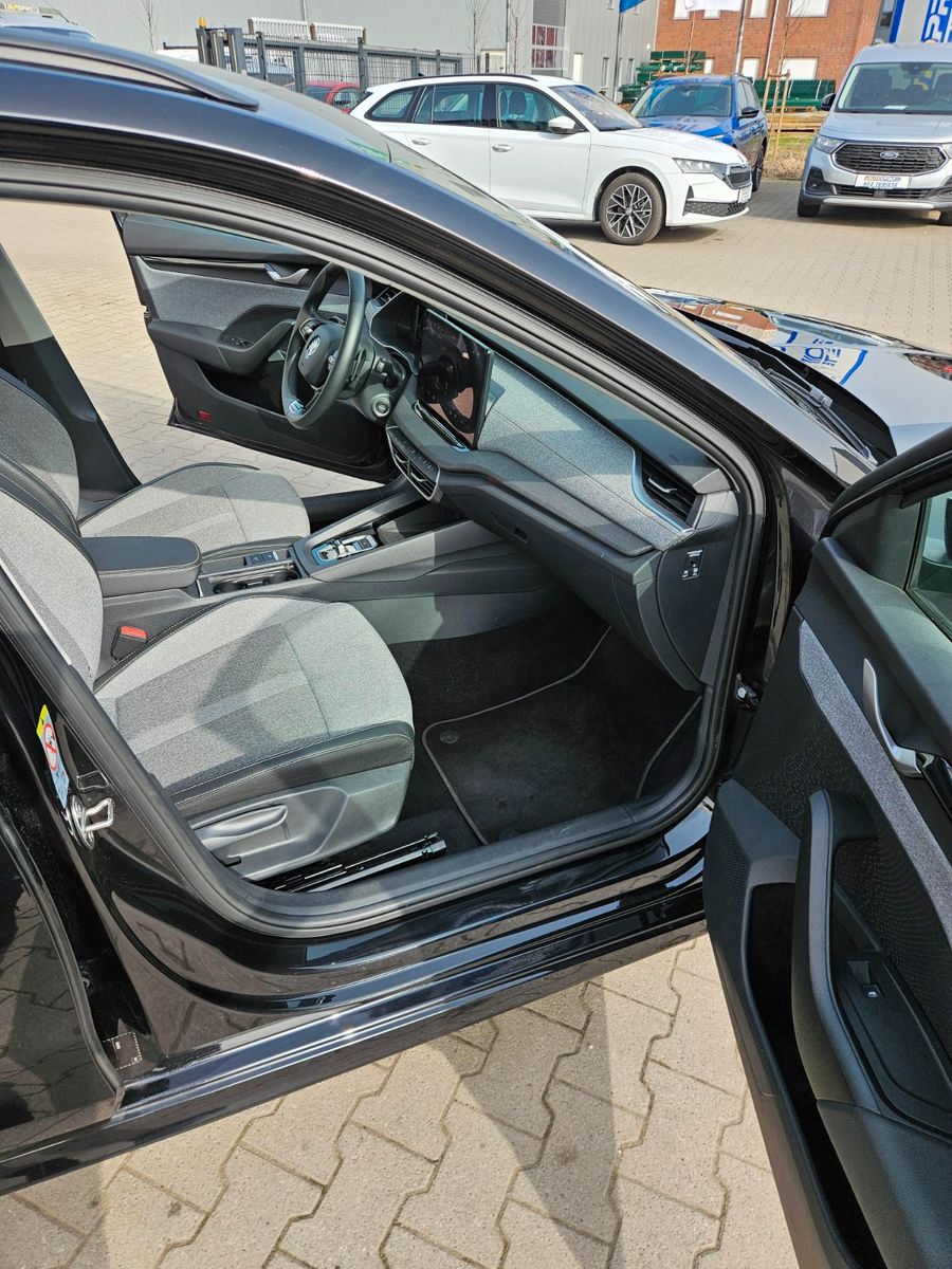 Skoda Octavia Combi 2.0 TDI 110 kW Selection ACC LED foto 14