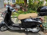 Vespa Primavera 50 i-Get, nur 775 km, EZ 2019 - VESPA V50