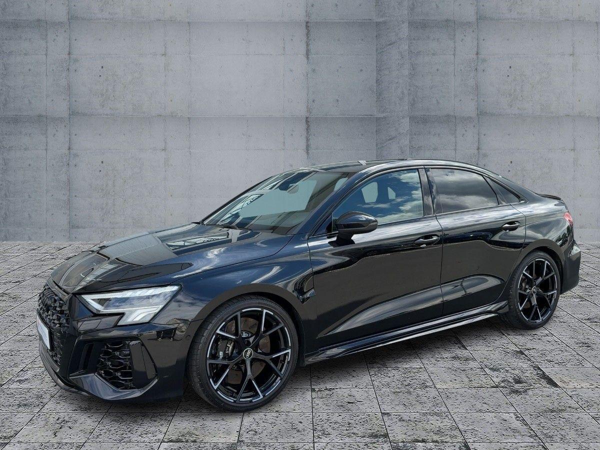 Audi RS 3 Limousine quattro