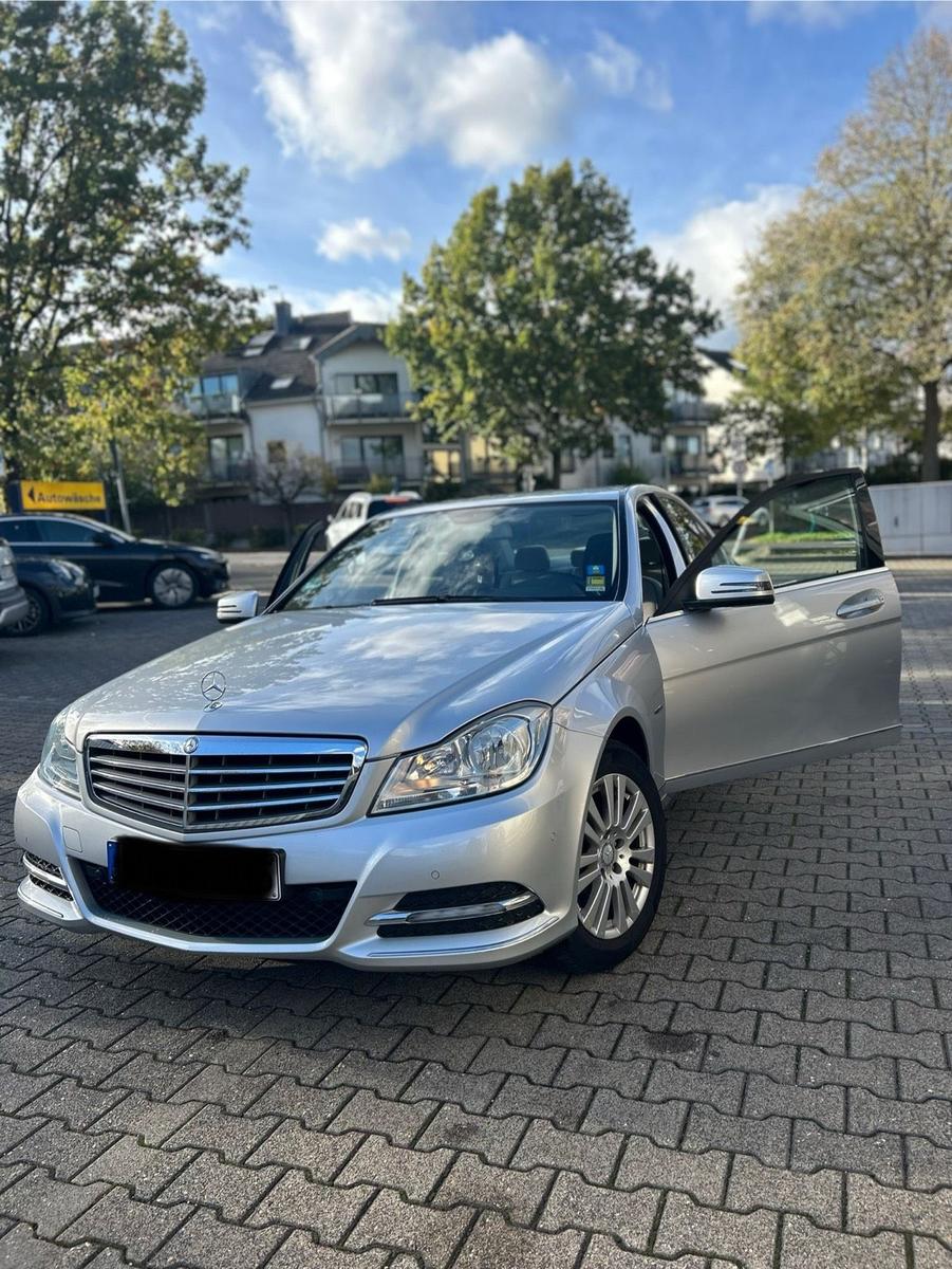 Mercedes-Benz C 200