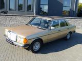 Mercedes-Benz 300 D W 123 - Mercedes-Benz 300: 300d W123