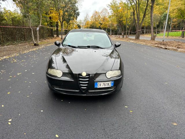 Alfa Romeo 147 1.9 JTD (115 CV) cat 5p. Distinct