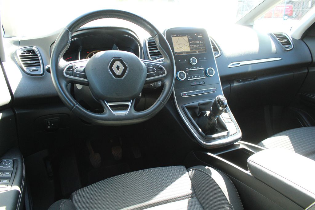 RENAULT Scenic – Bild 12 von 20