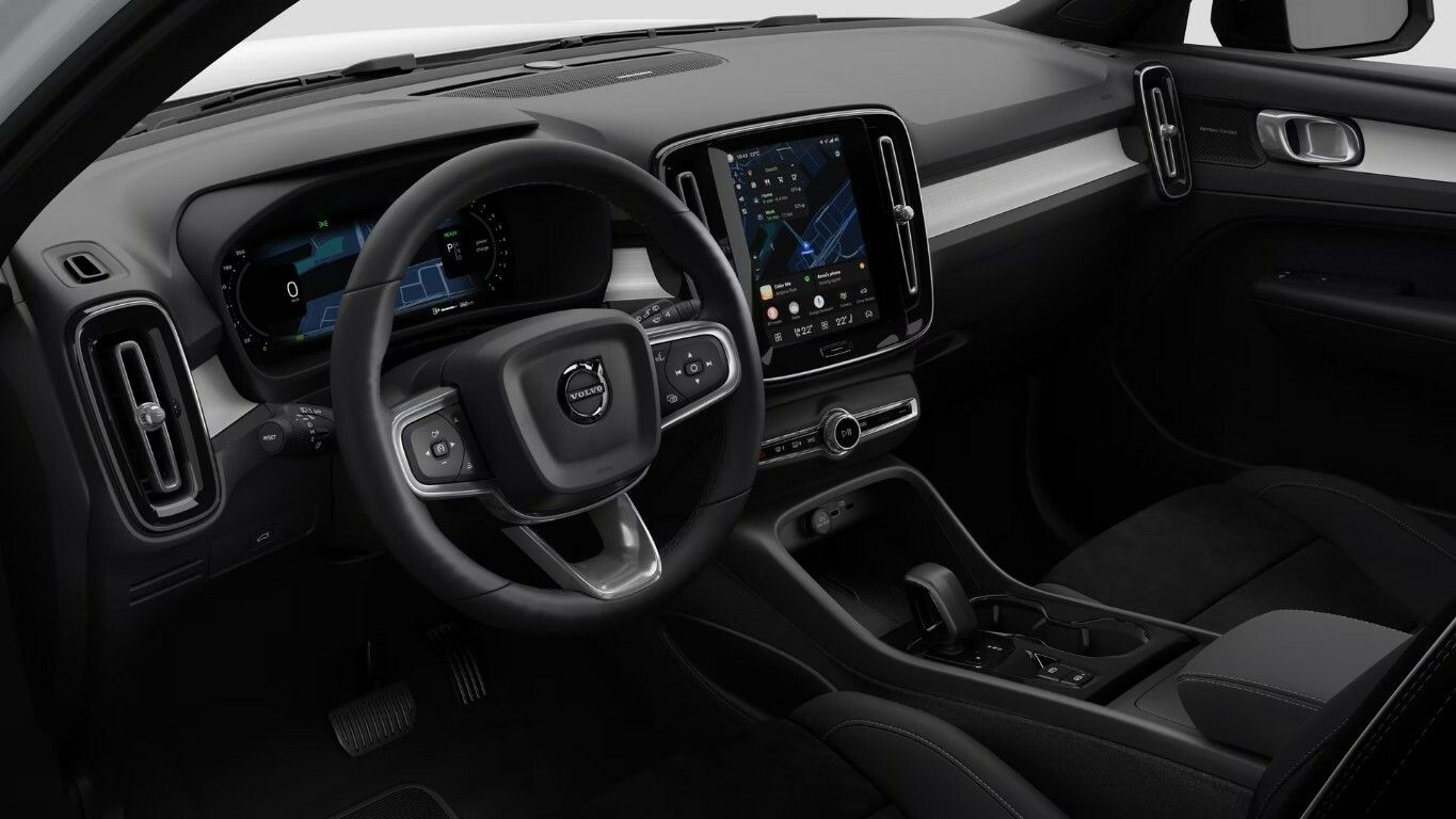 Volvo XC40 B4 Plus Dark imagem 3