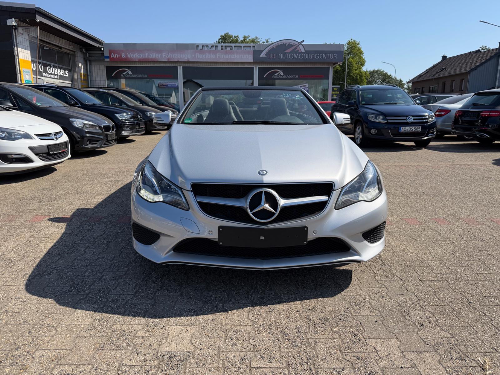 Mercedes-Benz E 200 Cabrio SPORTPAKET Leder Sportsitze 1HD LED