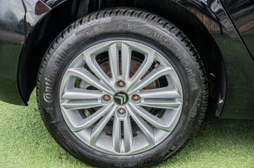 Fahrzeugabbildung Citroën C4 Lim. Selection 1.2  |NAVI|PDC|SHZ|KLIMAAUTOM.