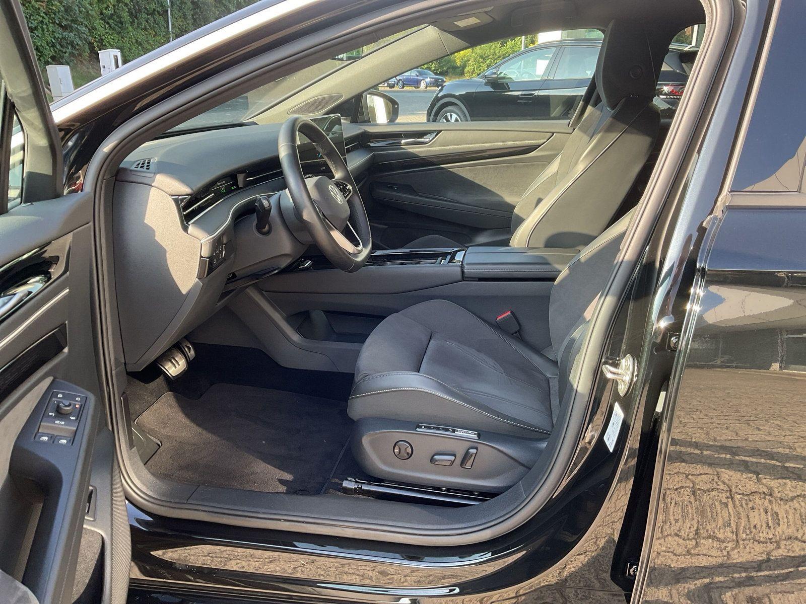 Volkswagen ID.7 Tourer Pro AHK Navi ACC IQLight EasyOpen
