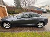 Tesla Model S 90D - - Tesla aus 2017