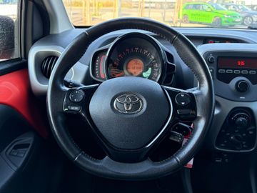 Toyota Aygo (X) - 11