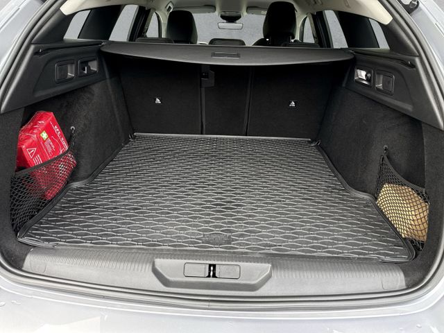 308 SW Allure Pack NAVI KEYLESS CAM LED PDC VO/H