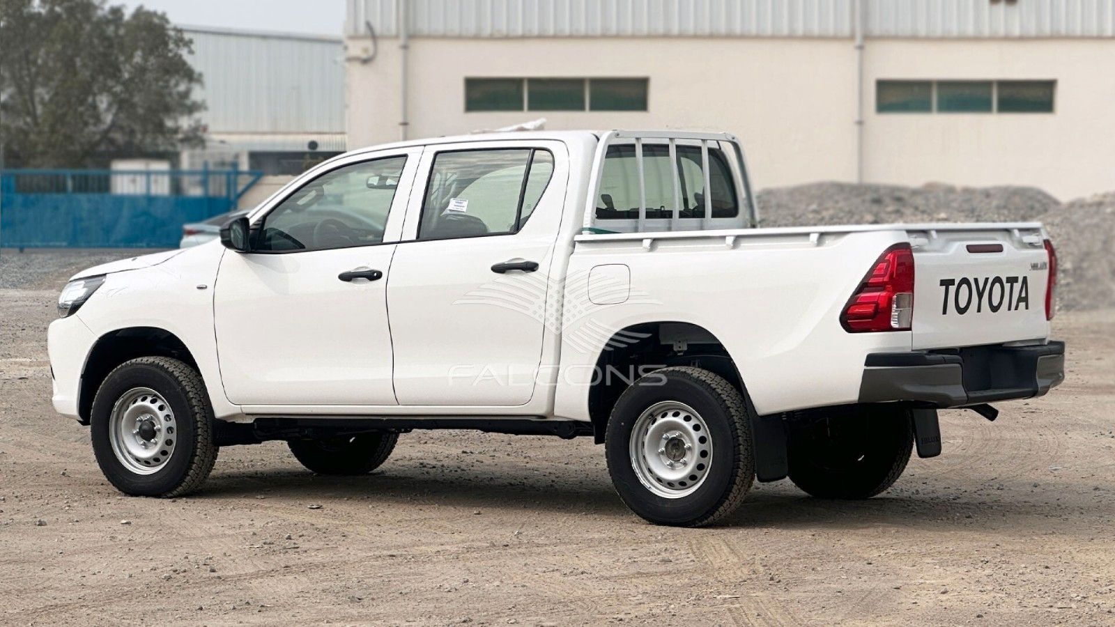 Toyota HILUX DC 4WD/ 2.4L 2026 *FOR EXPORT OUT OF EU* imagem 3