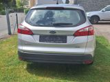 Ford Focus 1,0 EcoB. 74kW Champions Edit. Turnier... - : Kombi, 74