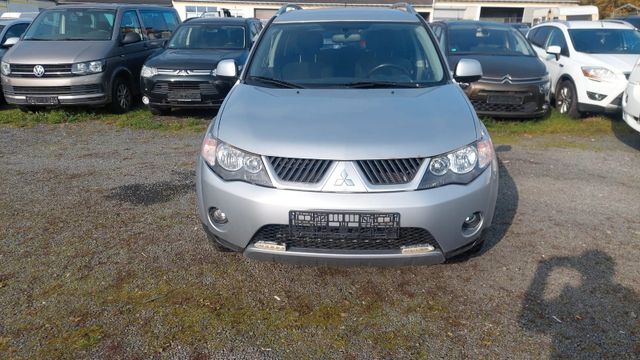 Mitsubishi Outlander 2.4 Invite