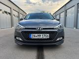 Hyundai i20 | 1.4 | Scheckheft | Sitzheizung - Hyundai i20: Von Privat