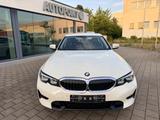 BMW 318 i Sport Line Live Cockpit Parkassist Plus - BMW 318: Limousine, 318i