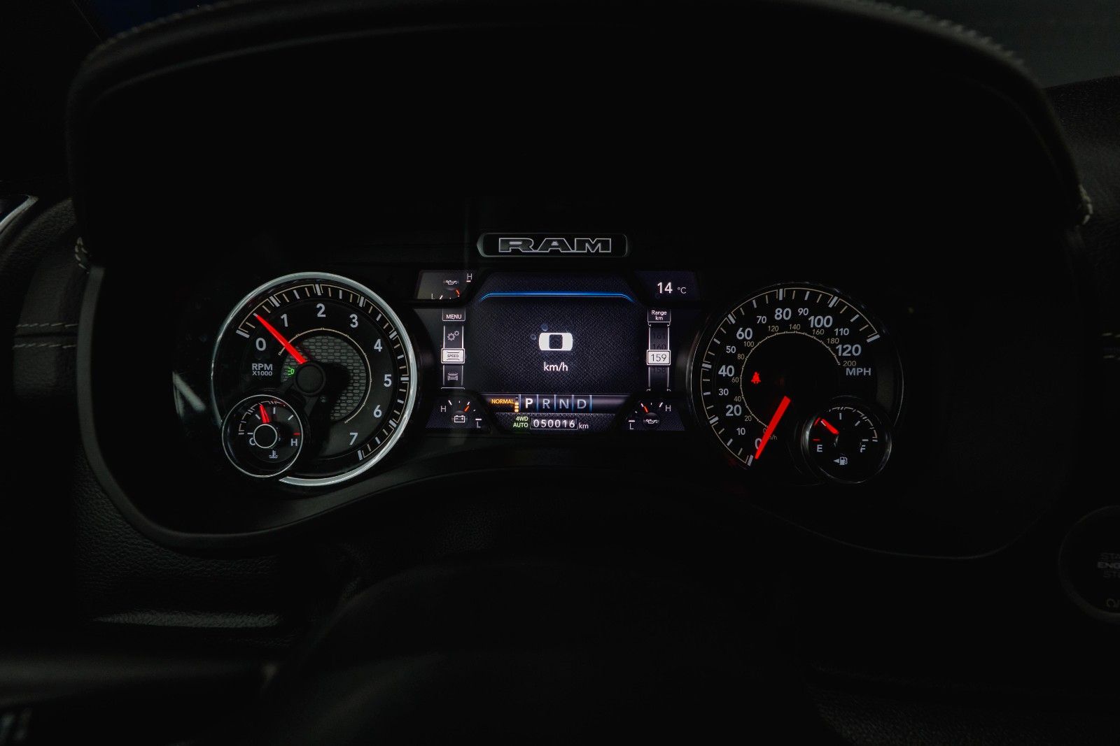 Fahrzeugabbildung Dodge RAM 5.7 V8 HEMI 4x4 LARAMIE RamBox Airmatic 19%