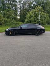 Porsche Panamera 4S S - Porsche Panamera aus 2011: 4s