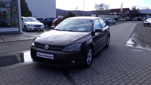 Volkswagen Jetta VI Comfortline