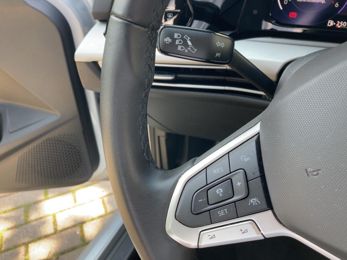 Volkswagen Golf - Bild 14