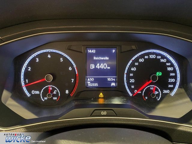 T-Roc 1.5 TSI DSG R Line NAVI KLIMA LED AHK PDC