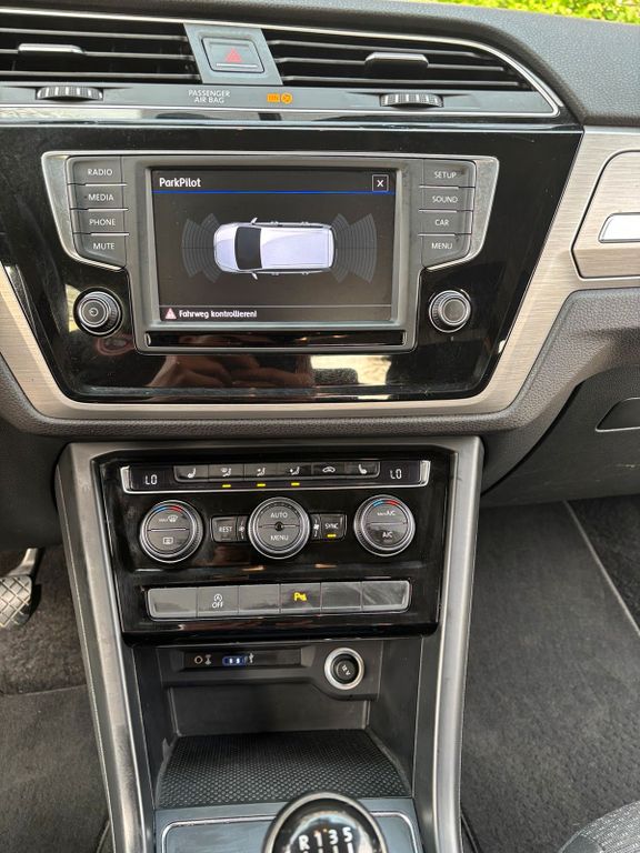 Image of Volkswagen Touran