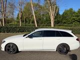Mercedes-Benz E 200 d T Autom.  mit kleiner Burmesteranlage  - : Kleine