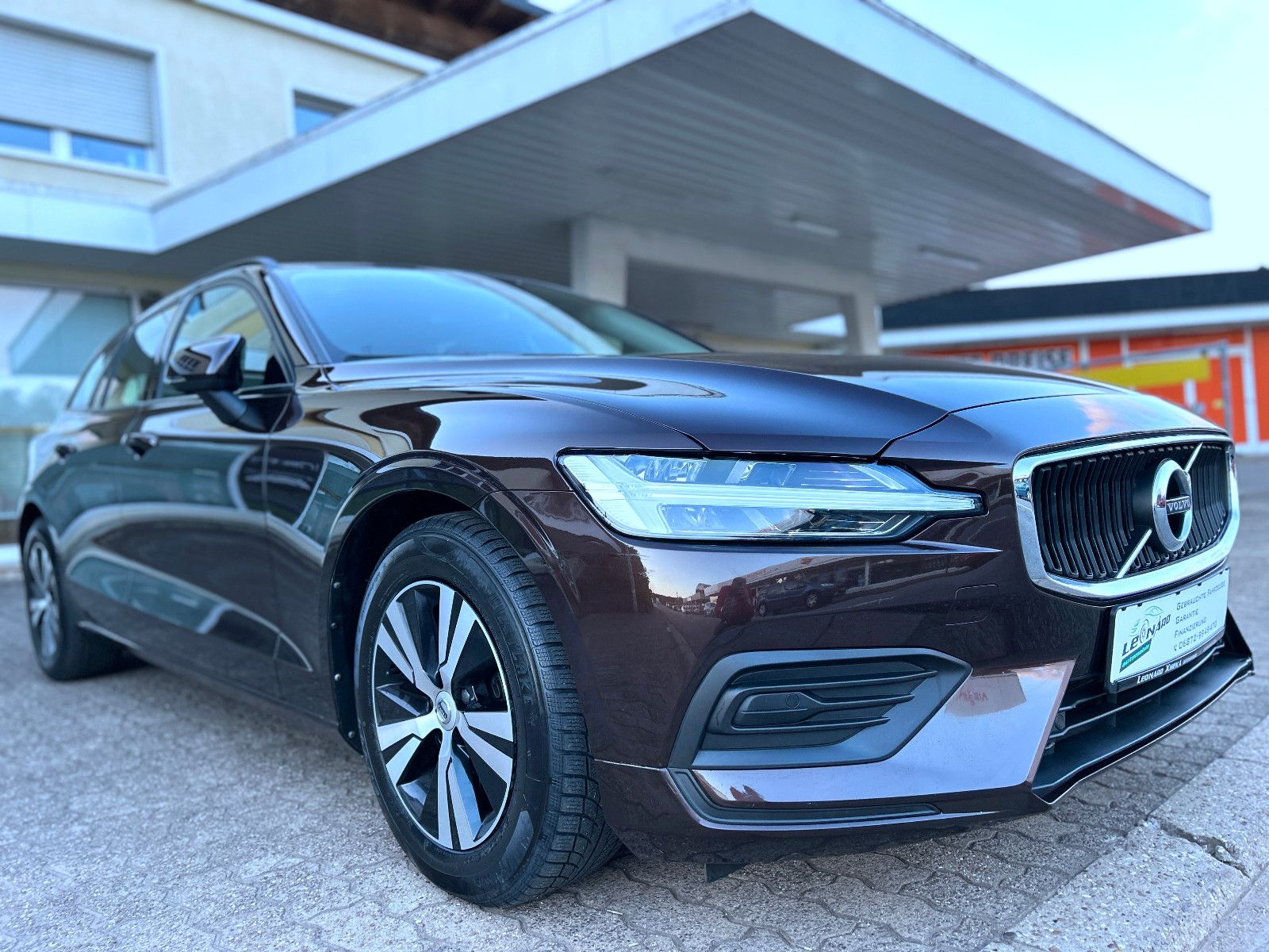 Volvo V60 Kombi 2,0 Ltr. Navi LED Kamera Pdc Tüv NEU imagem 3