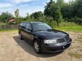 Volkswagen VW PASSAT 1.9 TDI - Volkswagen Passat aus 2000: TDI
