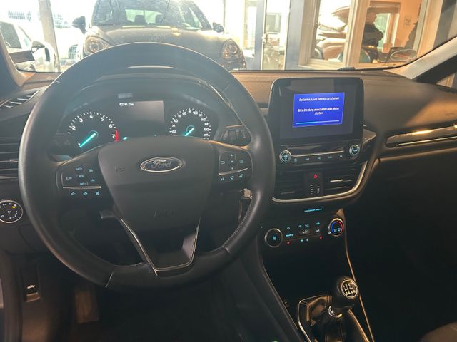 Fahrzeugabbildung Ford Fiesta Cool & Connect*1.Hd*SHZ*SHG*