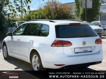 Volkswagen Golf - 10