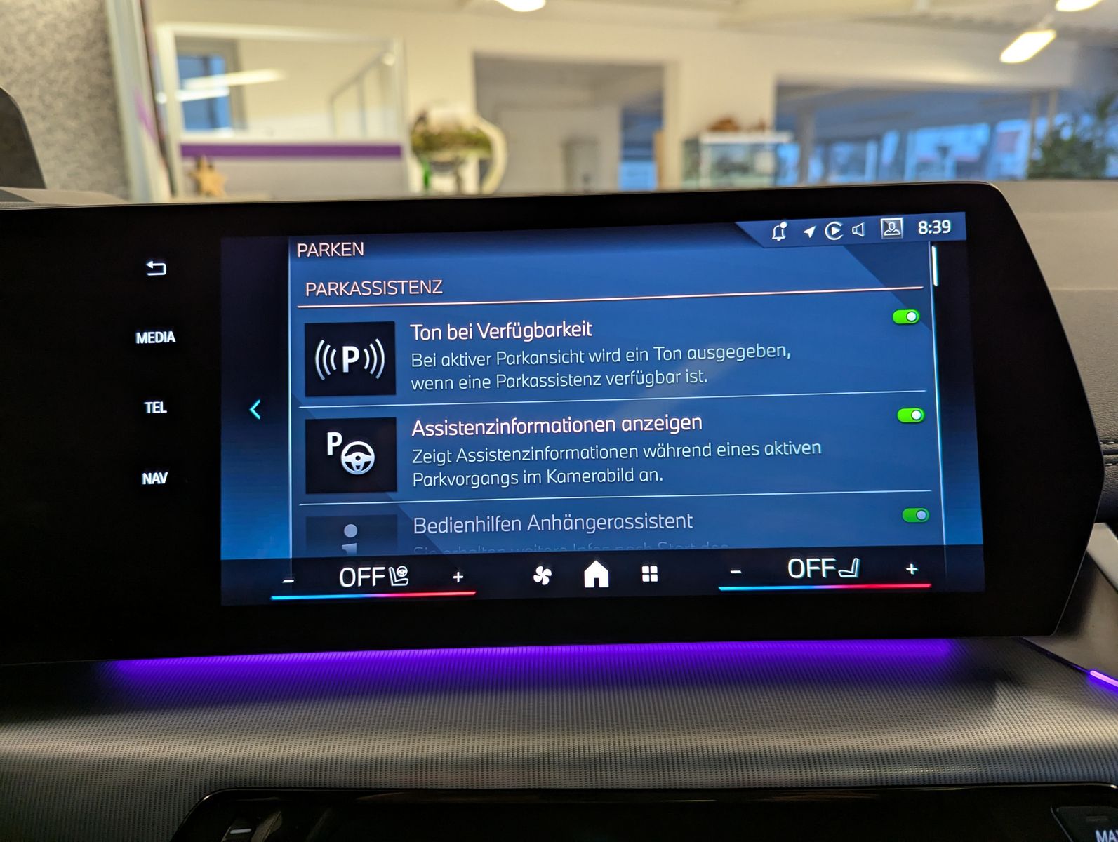 BMW 223 Active Tourer i xD M-Sport Pano H/K 360° AHK - Image 31