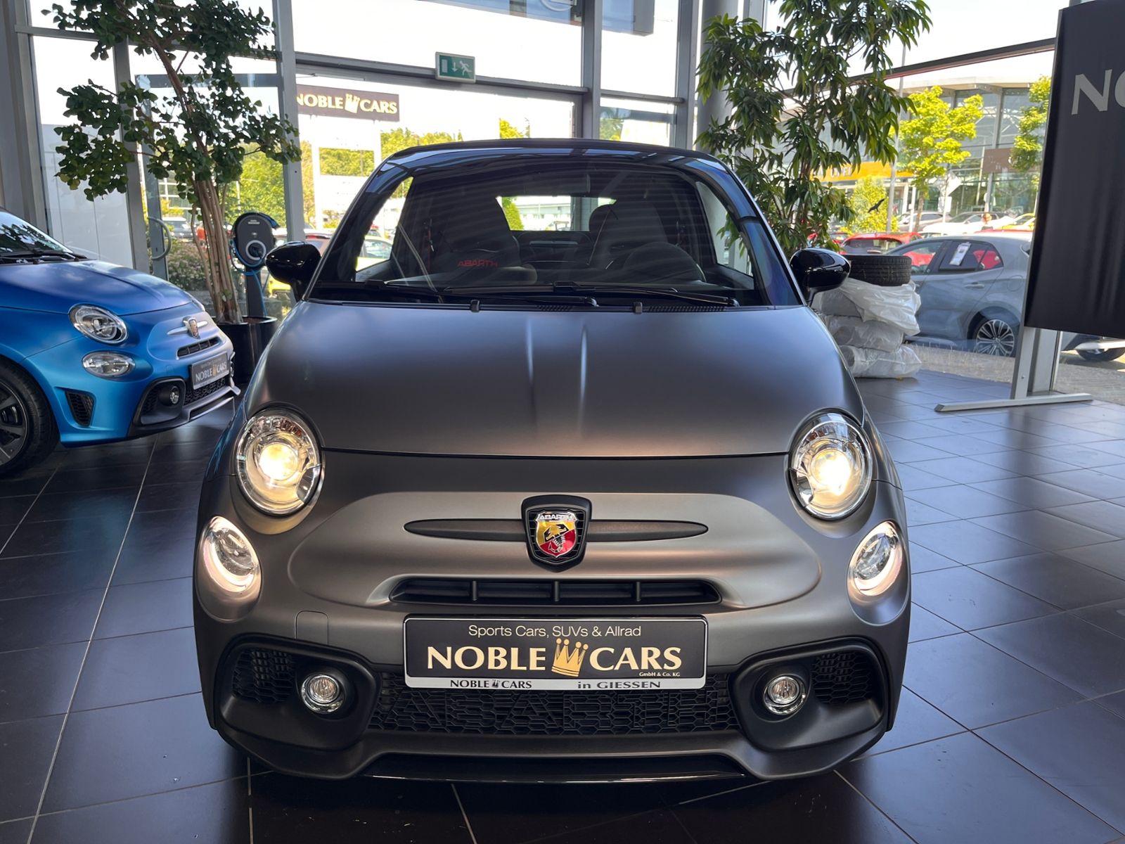 Fahrzeugabbildung Abarth 595C 595 C esseesse KLIMA XENON NAVI SHZ
