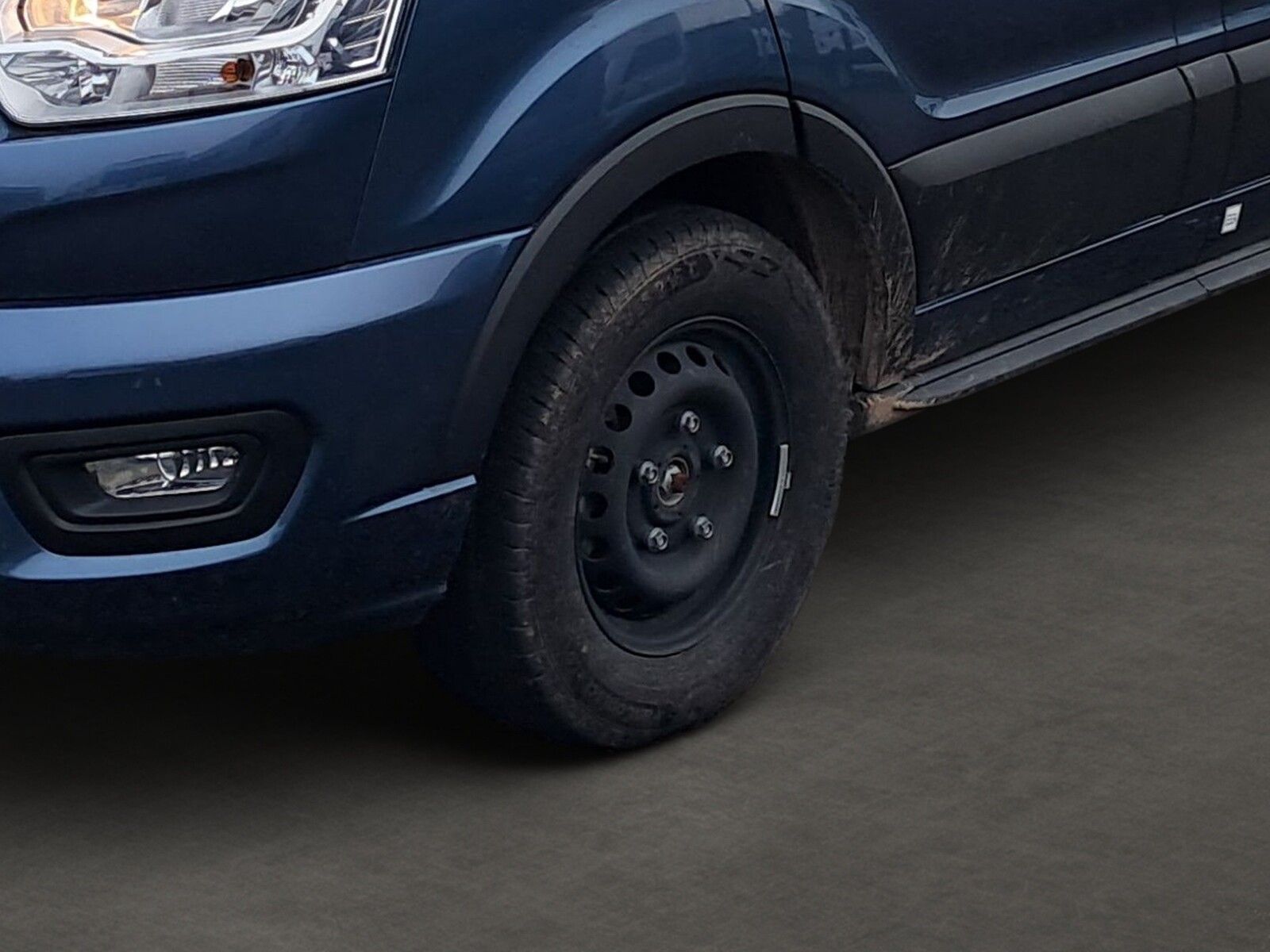 Fahrzeugabbildung Karmann Dexter 4x4 DE 560 AW Klima, Heizung 4KW, RFK