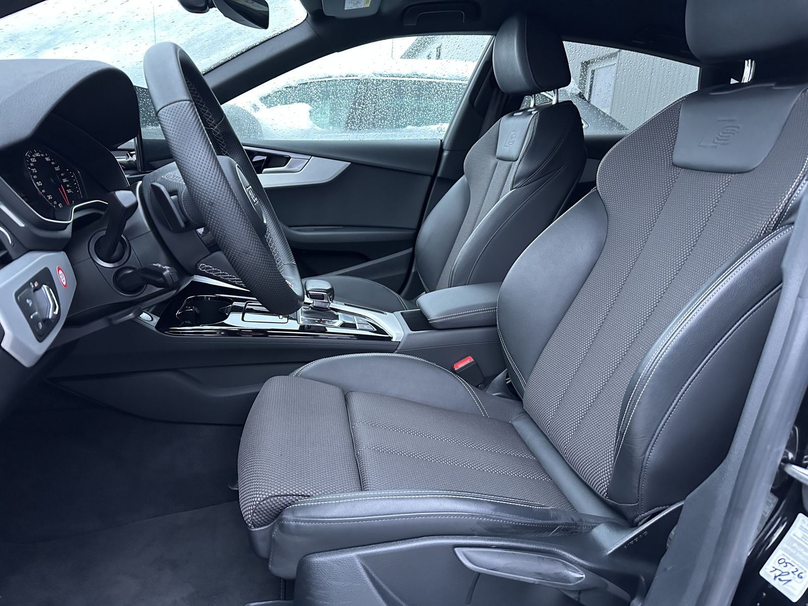 Fahrzeugabbildung Audi A5 SpB 45 TFSI Qu S-Line NAV+LED+19ZO+KAMERA+PP