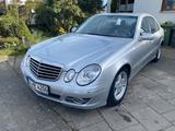 Mercedes-Benz Avantgarde, 2. Hand, Gepflegt - Mercedes-Benz E 200 aus 2008