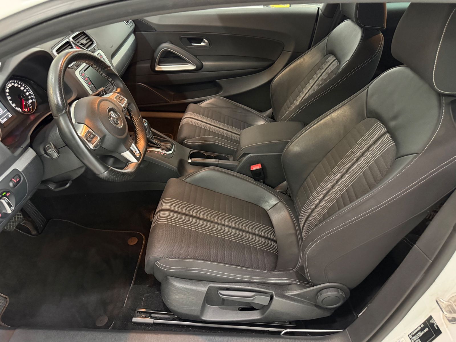 Fahrzeugabbildung Volkswagen Scirocco 2.0 TSI 155 kW Match