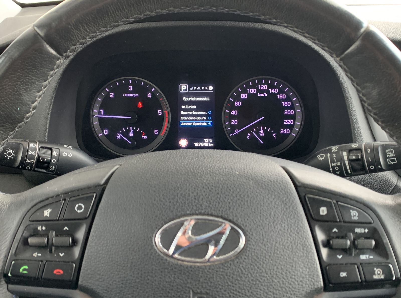 Fahrzeugabbildung Hyundai Tucson 1.7 CRDI*Style*AHK*Kam*Spur*Temp*Navi*